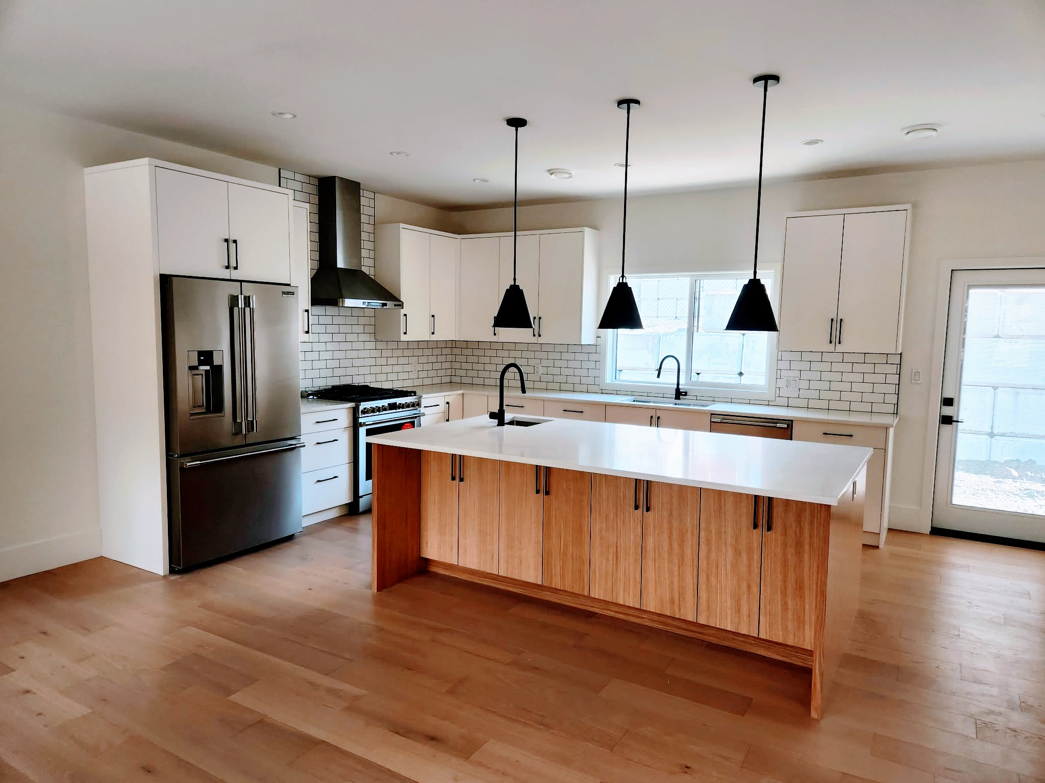 White kitchen renovation by Jim Rotz, Victoria BC