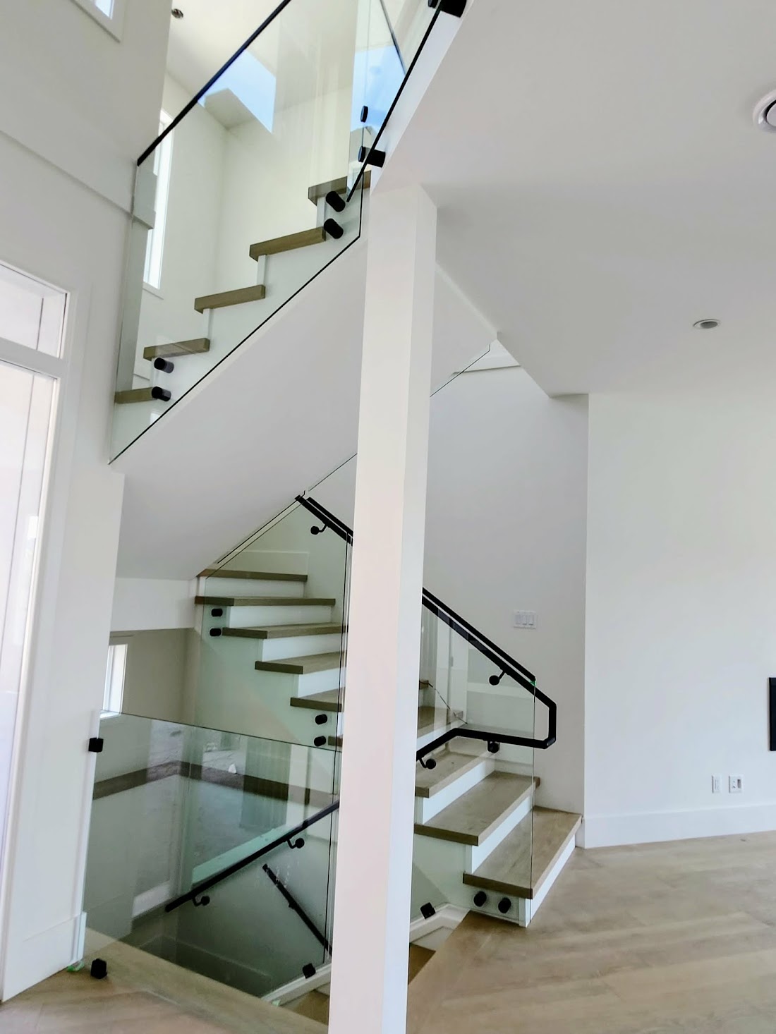 Custom staircase carpentry by Jim Rotz, Victoria BC